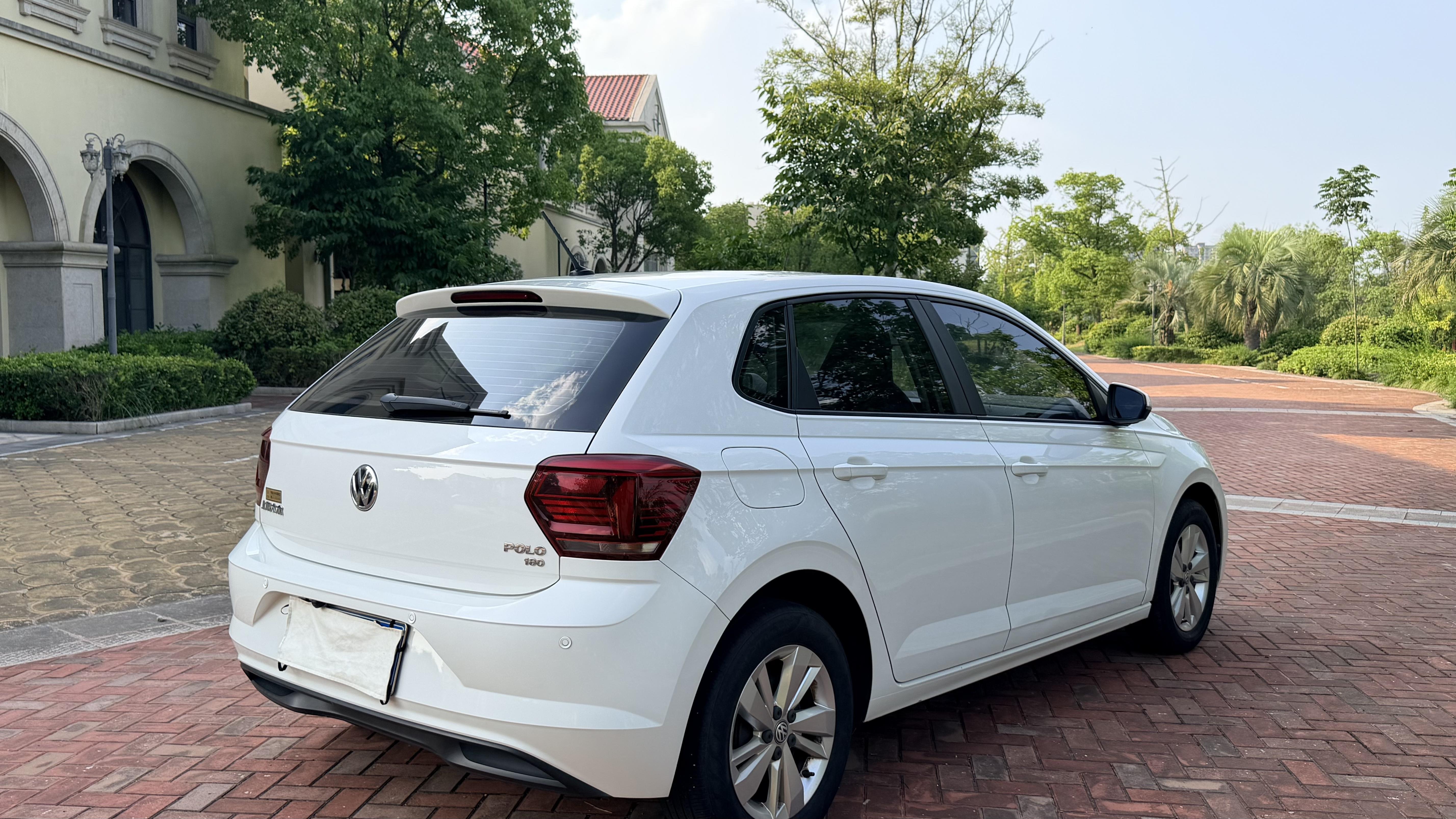 Volkswagen Polo 2019 thumb 7