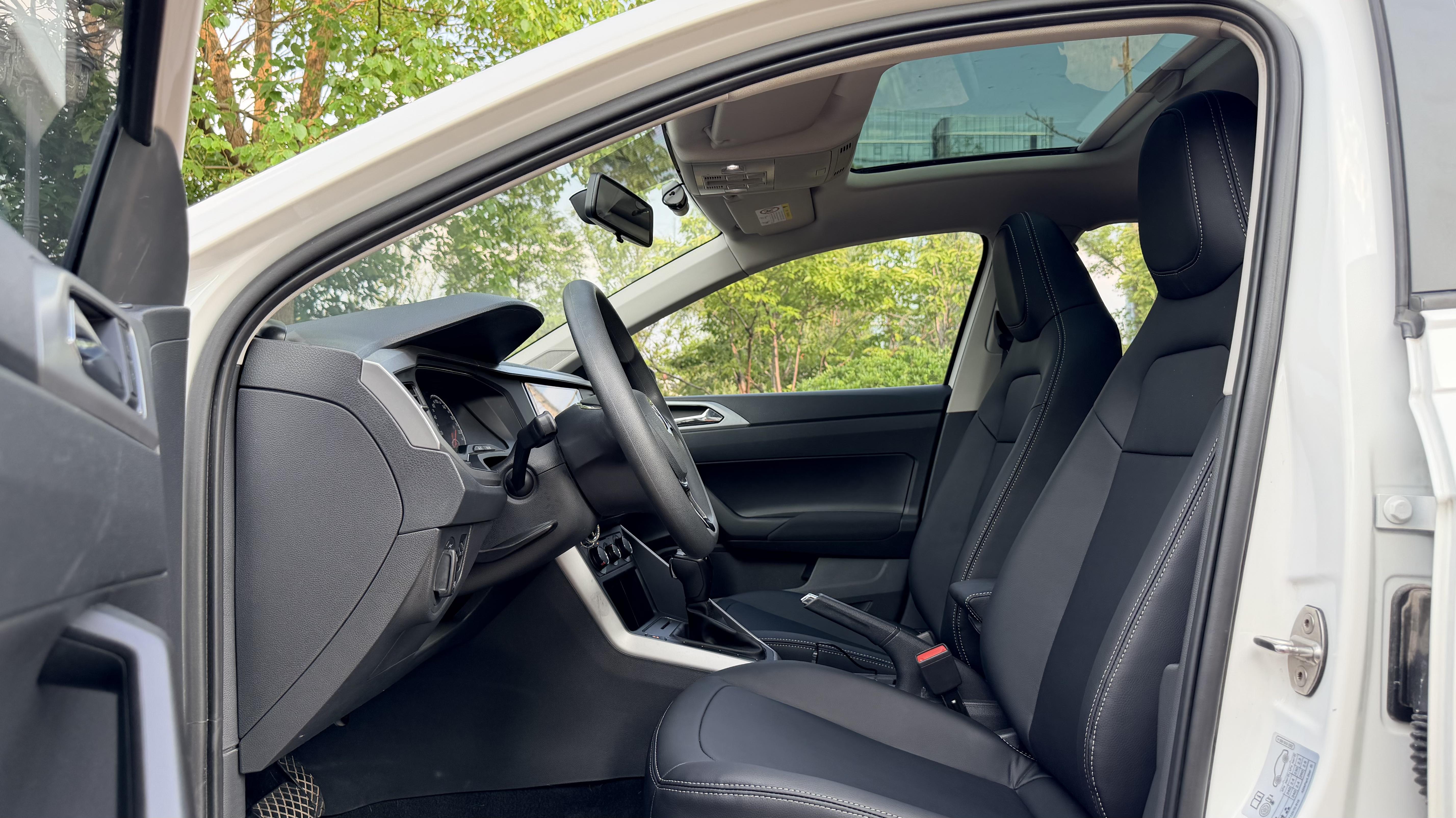 Volkswagen Polo 2019 thumb 9
