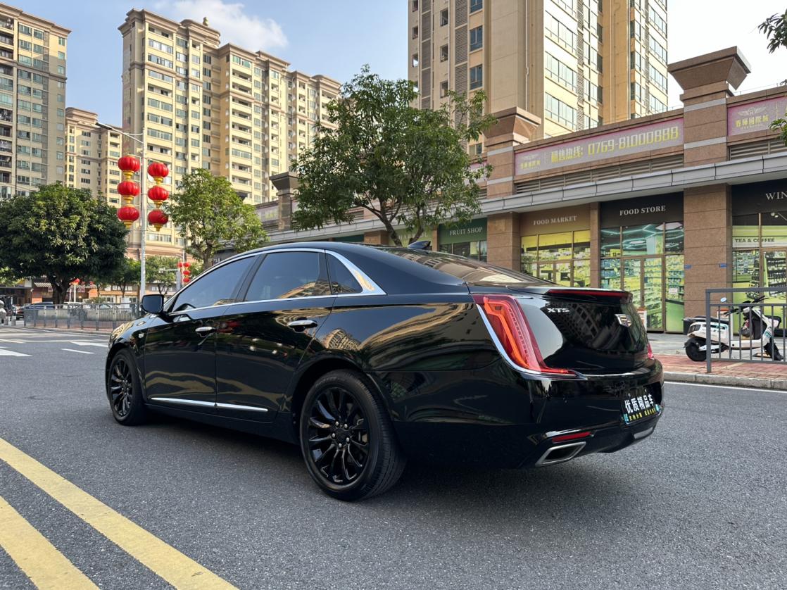 Cadillac XTS 2018 thumb 3