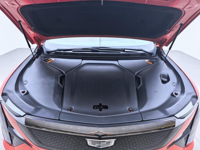 Cadillac Lyriq 2024 thumb 8