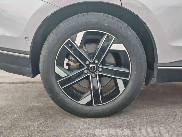 Volvo XC70 2026 thumb 5