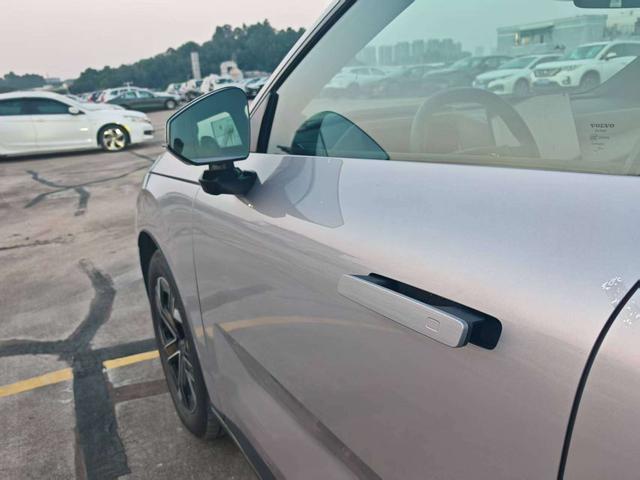 Volvo XC70 2026 thumb 10