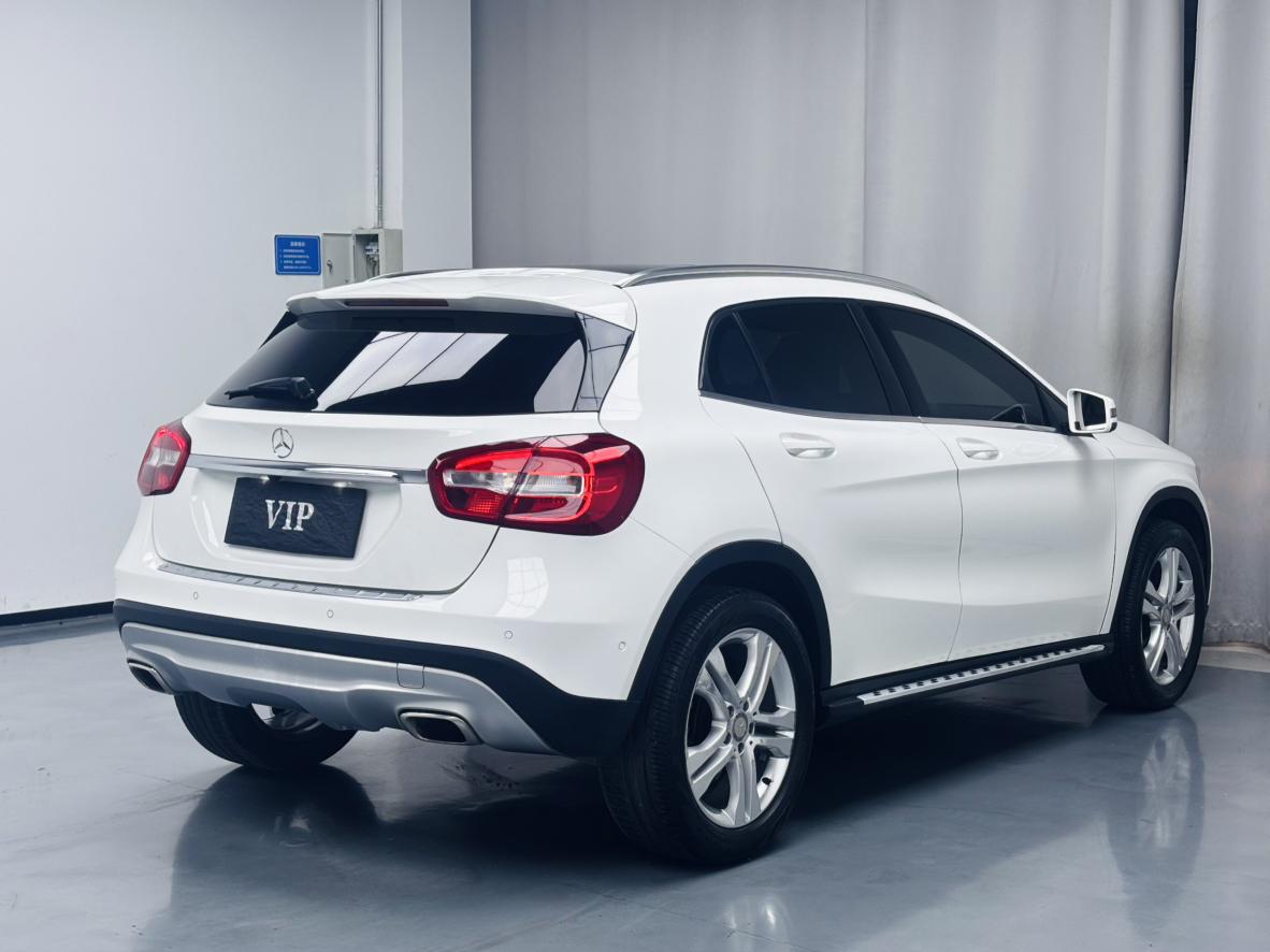 Mercedes-Benz GLA 2016 thumb 5