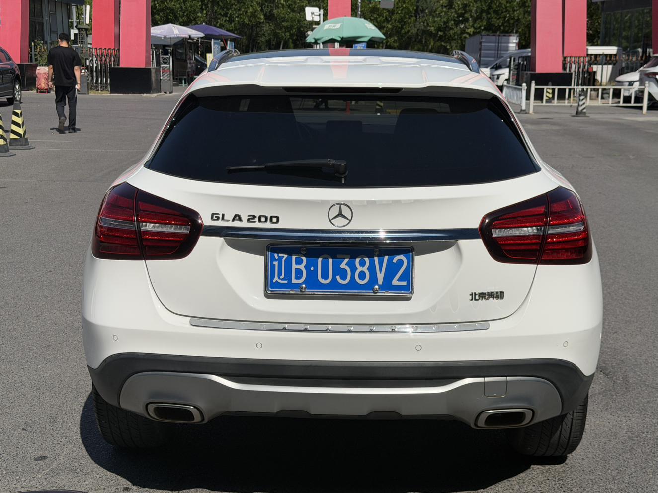 Mercedes-Benz GLA 2017 thumb 2