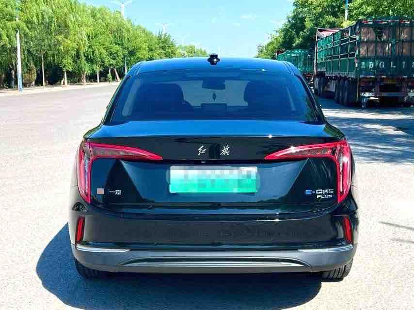 Hongqi E-QM5 2022 thumb 3