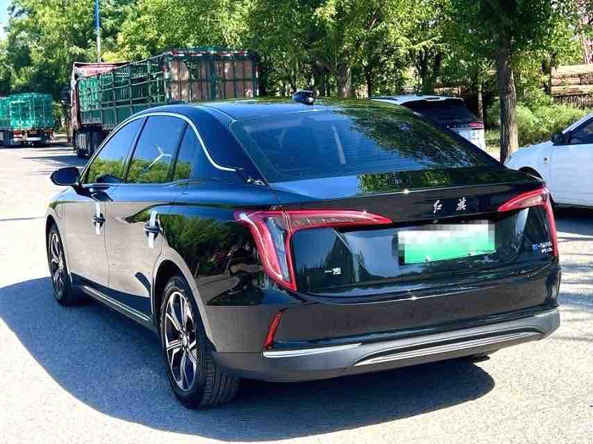 Hongqi E-QM5 2022 thumb 11