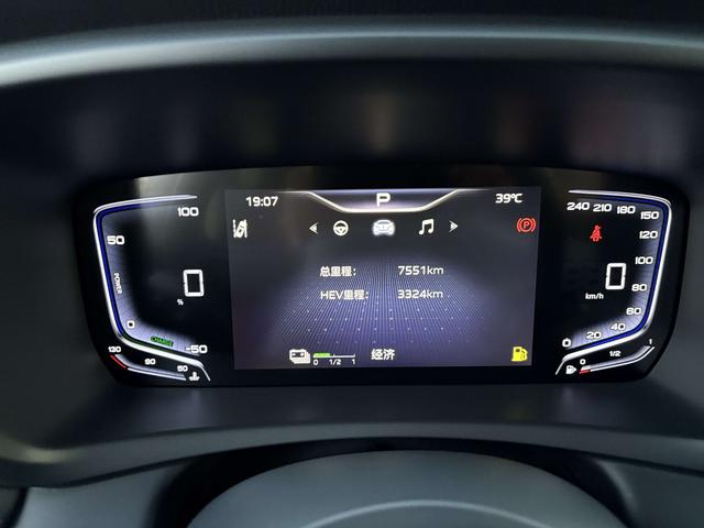 Hongqi HQ9 PHEV 2024 thumb 9