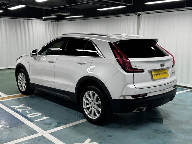 Cadillac XT4 2018 thumb 3