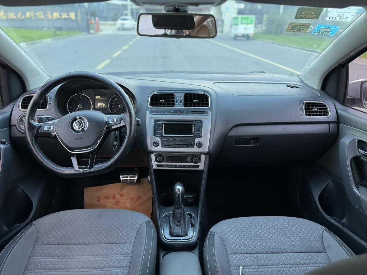 Volkswagen Polo 2014 thumb 7