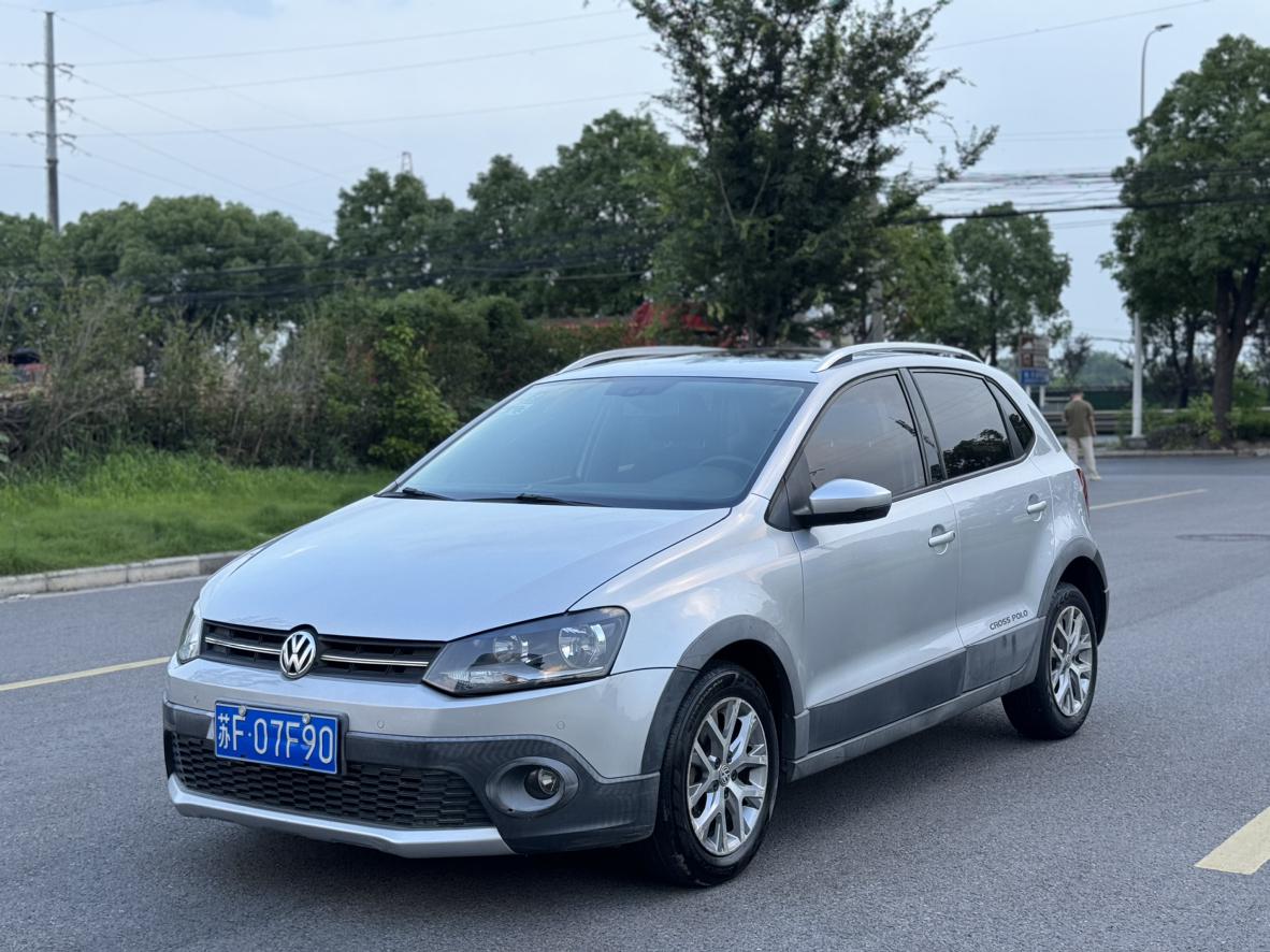 Volkswagen Polo 2014 thumb 11