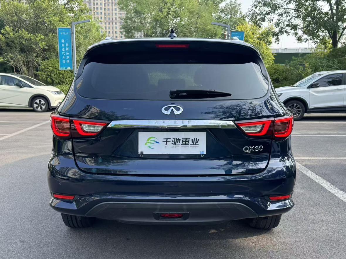 Infiniti QX60 2016 thumb 3