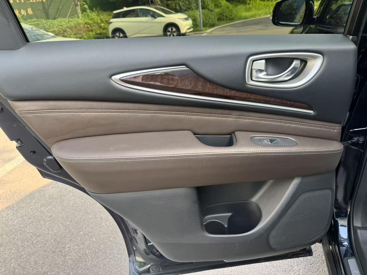 Infiniti QX60 2016 thumb 5