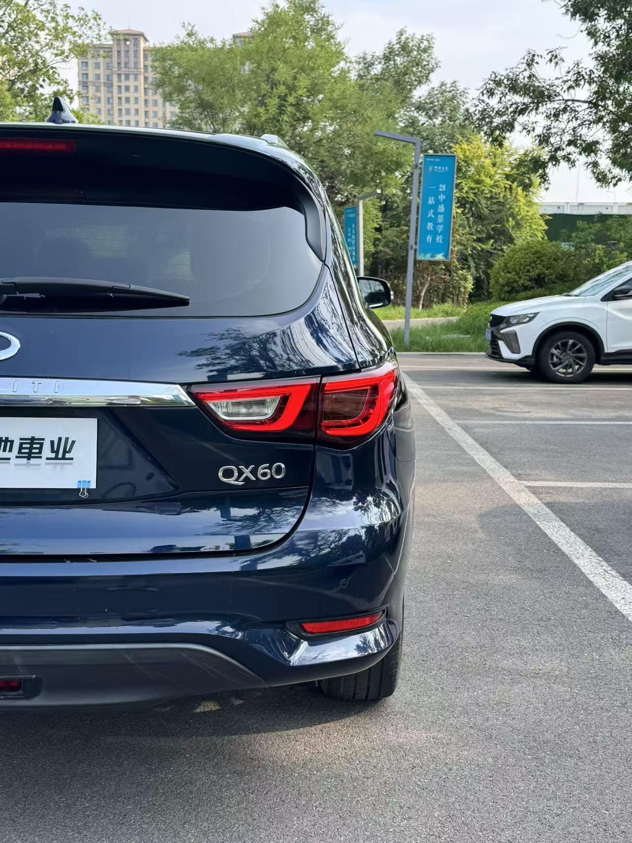 Infiniti QX60 2016 thumb 7