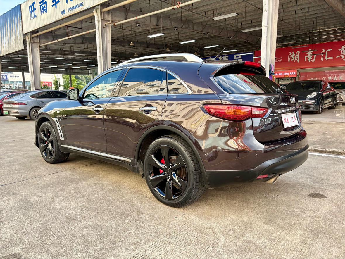 Infiniti QX70 2013 thumb 2