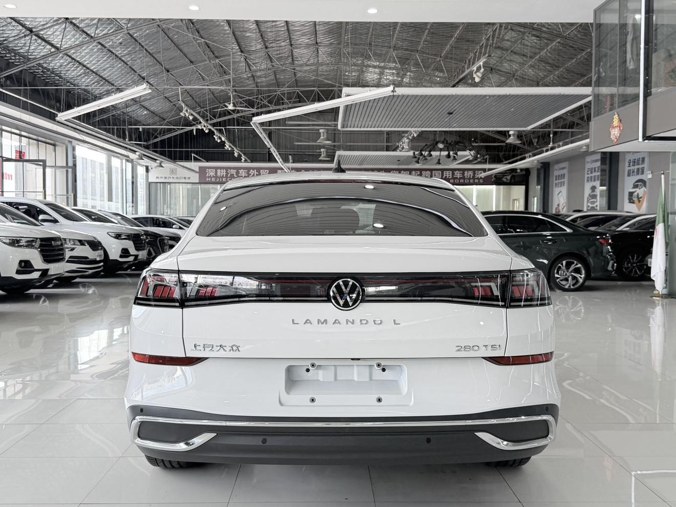 Volkswagen Lamando 2023 thumb 3