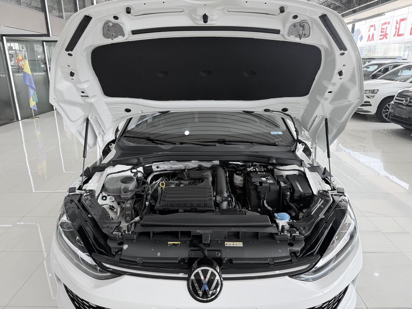 Volkswagen Lamando 2023 thumb 5