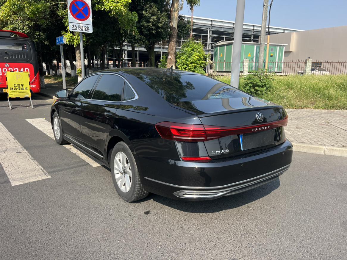 Volkswagen Passat (North America and China) 2022 thumb 3