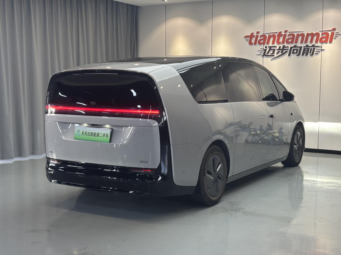 Lixiang (Li Auto) Mega 2024 thumb 4