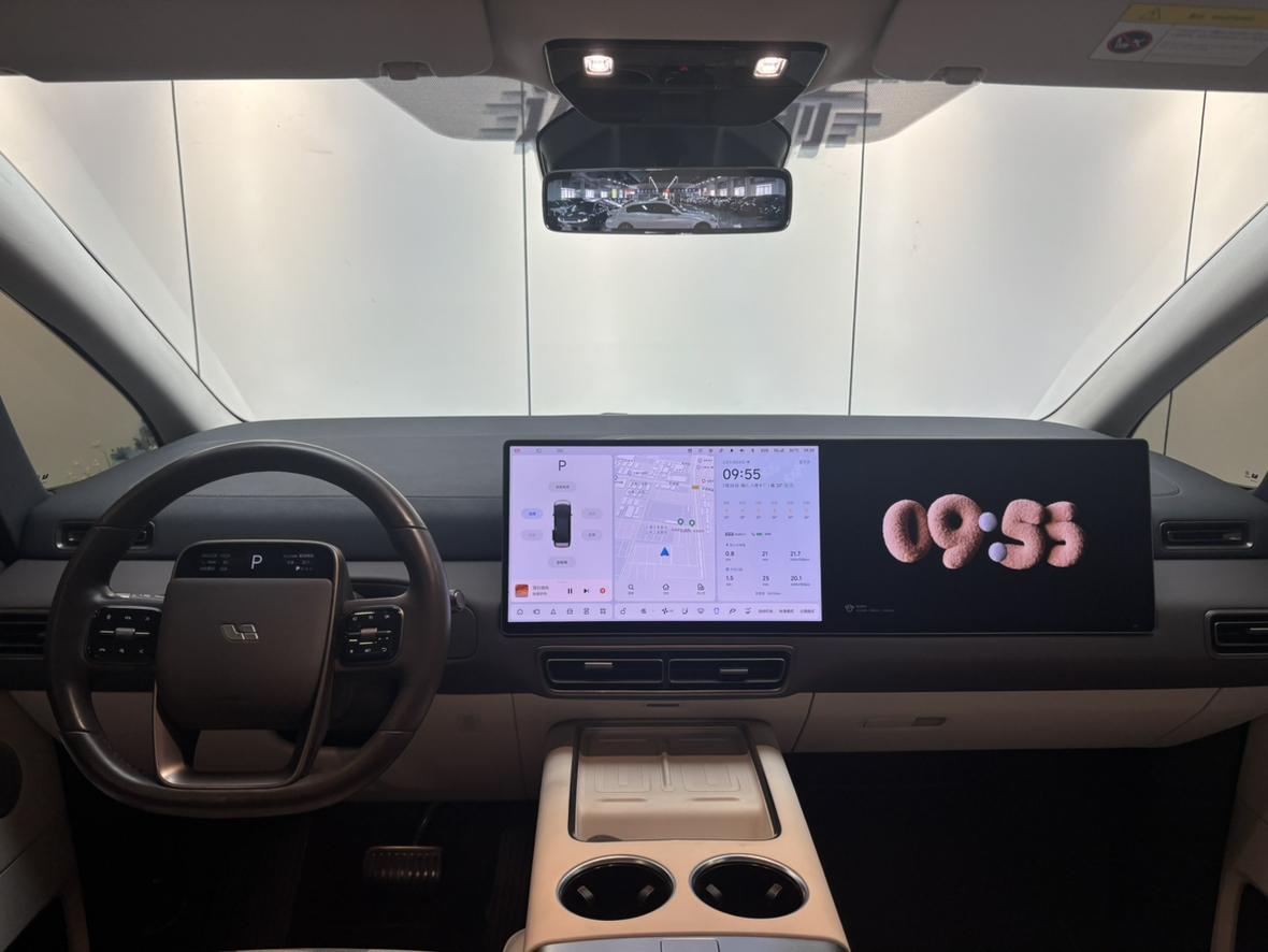 Lixiang (Li Auto) Mega 2024 thumb 10