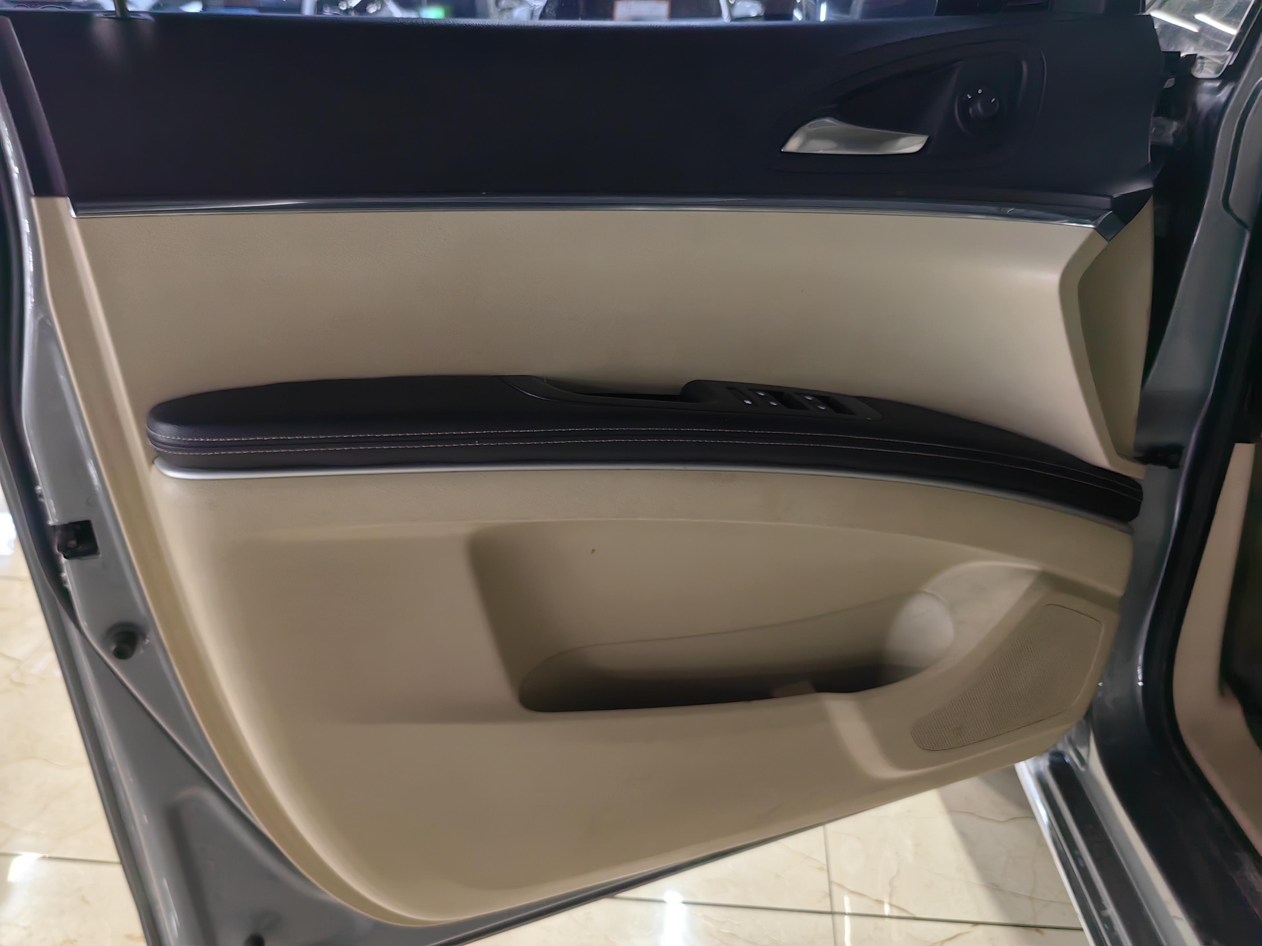 Buick GL8 2023 thumb 9