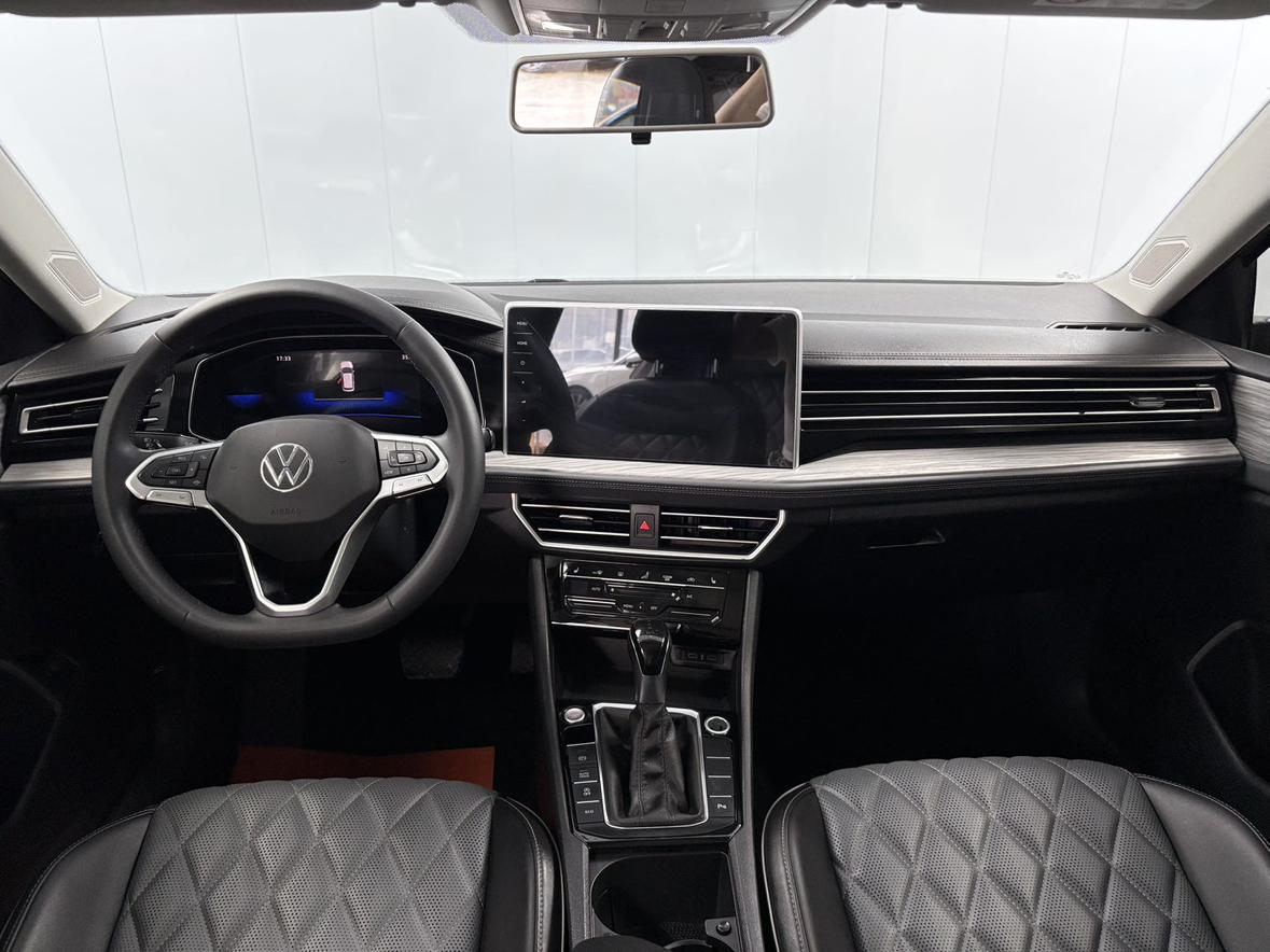 Volkswagen Sagitar 2023 thumb 5