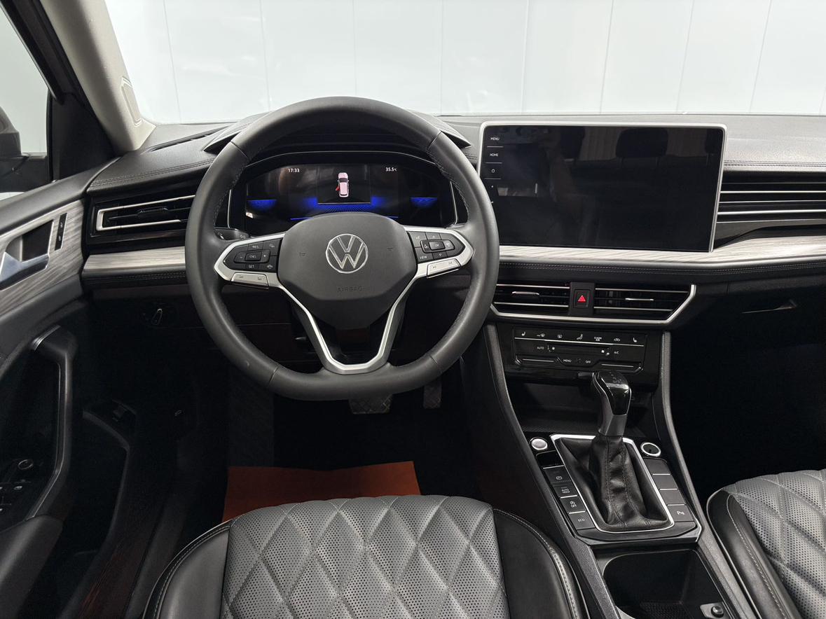 Volkswagen Sagitar 2023 thumb 7