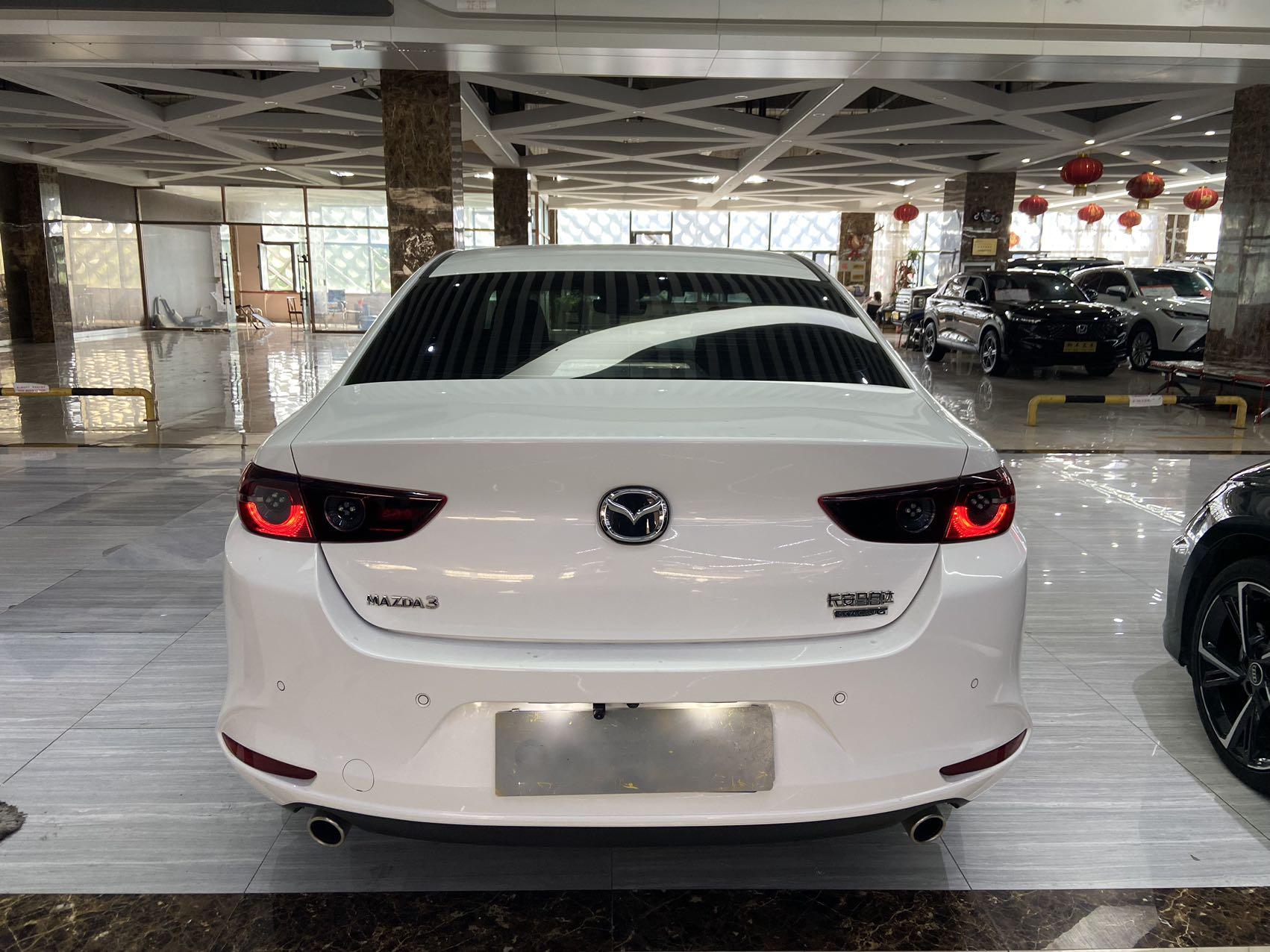 Mazda 3 2022 thumb 3