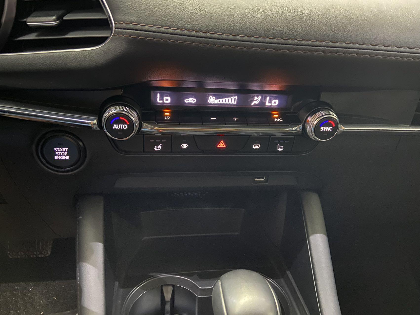 Mazda 3 2022 thumb 9
