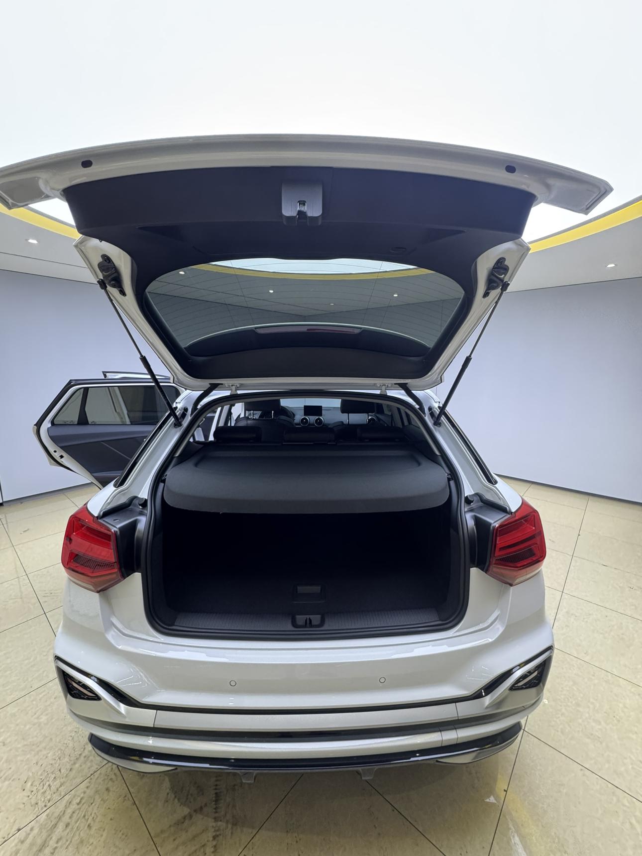 Audi Q2 2022 thumb 11