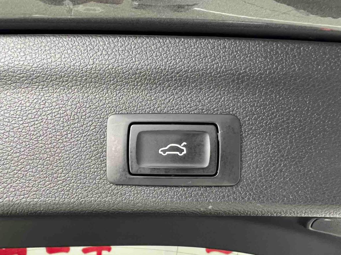 Audi Q3 2022 thumb 9