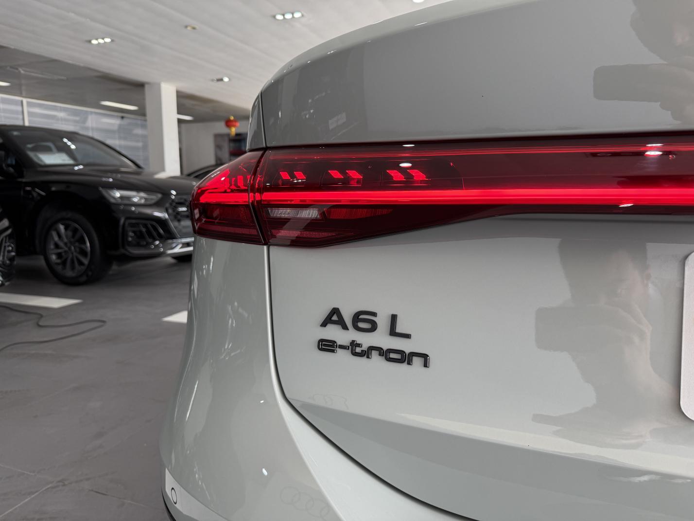Audi A6L e-tron 2026 thumb 7