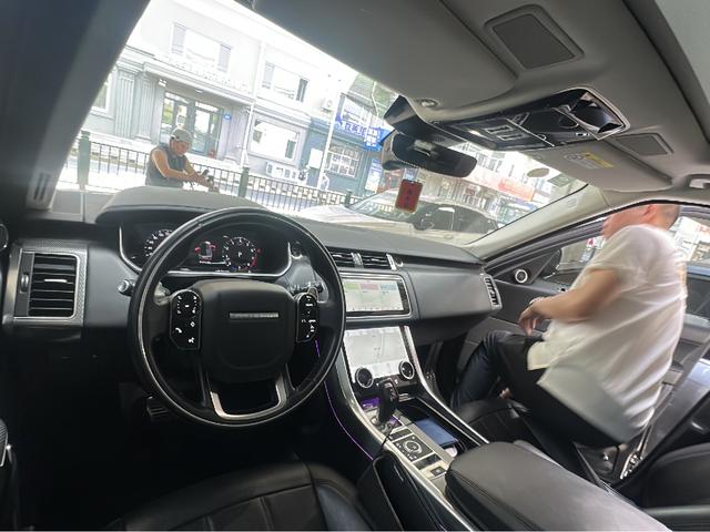 Land Rover Range Rover Sport 2020 thumb 3