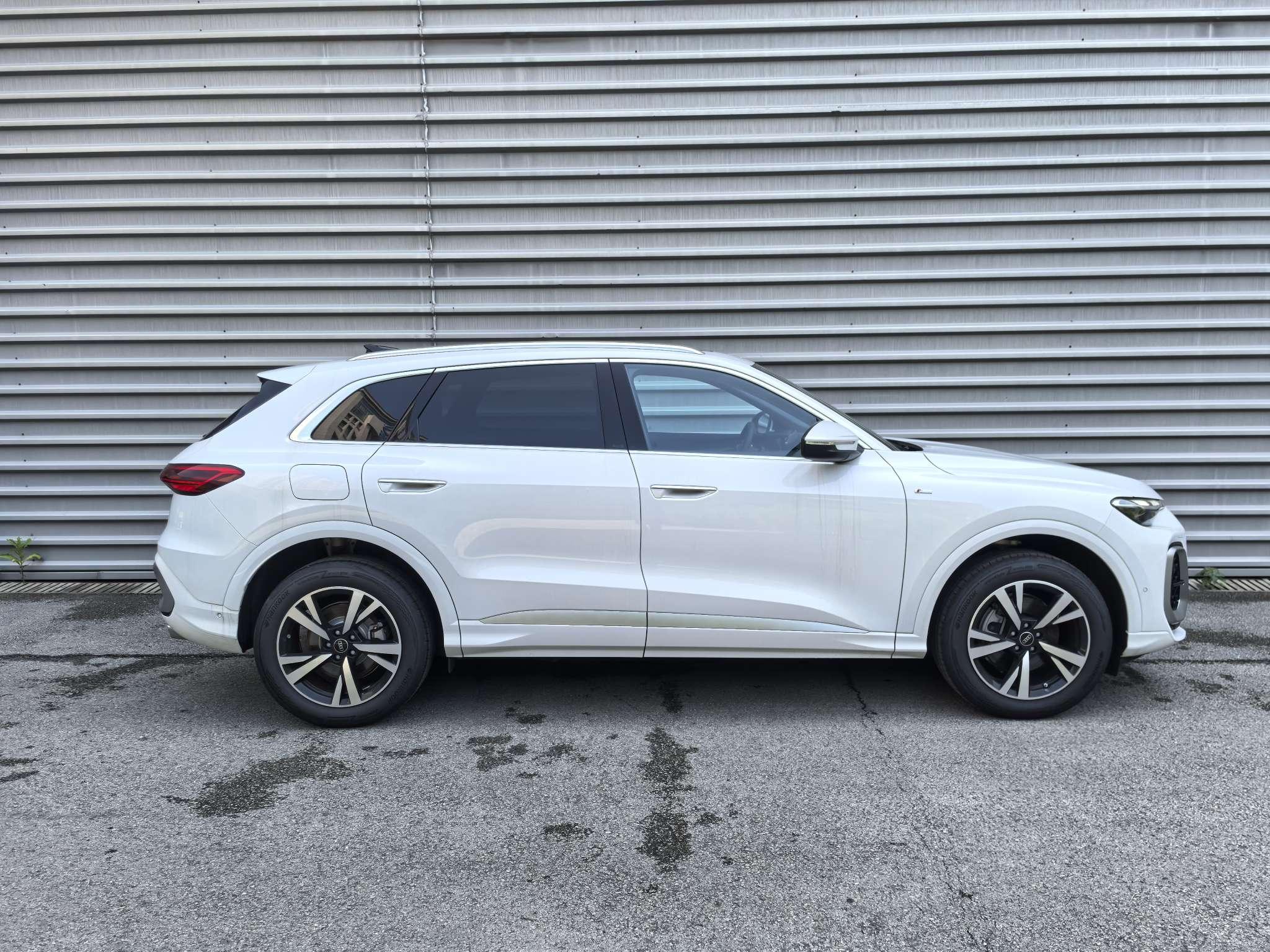 Audi Q5 2026 thumb 2