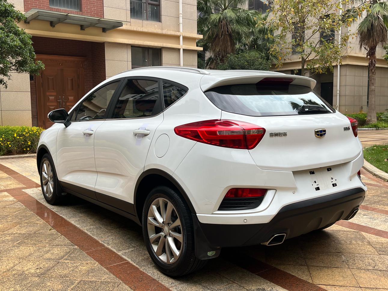 Geely GS 2018 thumb 3