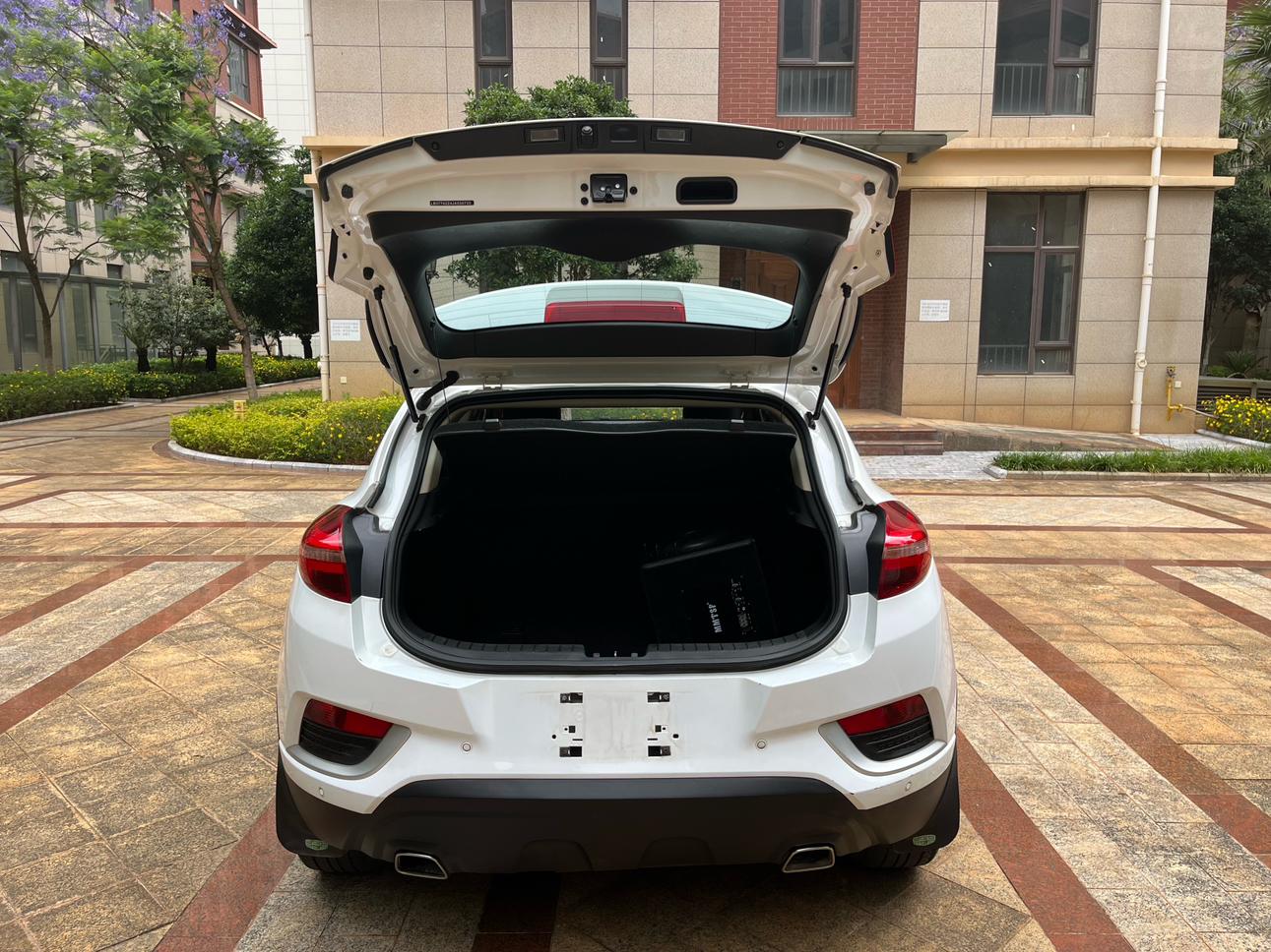Geely GS 2018 thumb 10