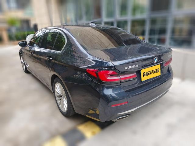 BMW 5 серии 2022 thumb 2
