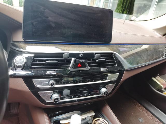 BMW 5 серии 2022 thumb 6