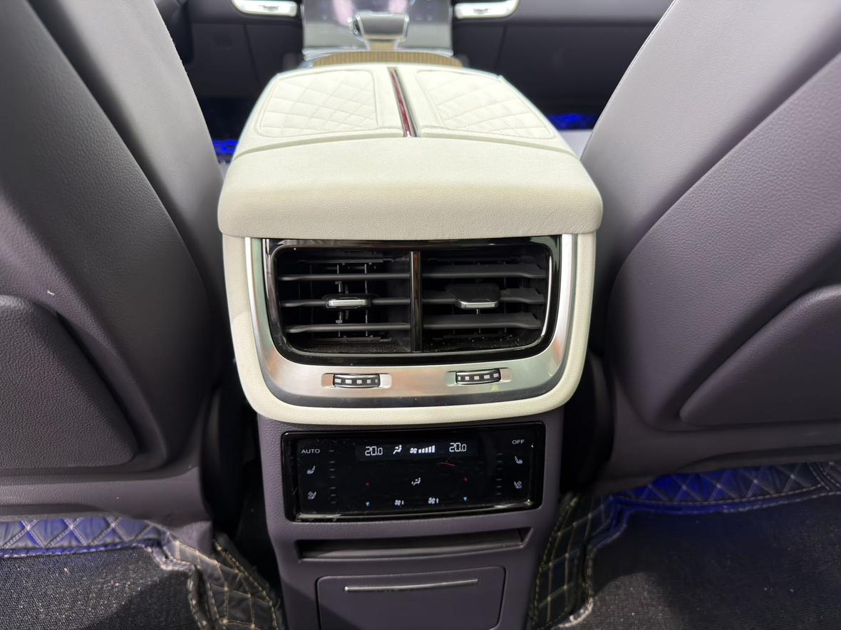Hongqi E-HS9 2022 thumb 9