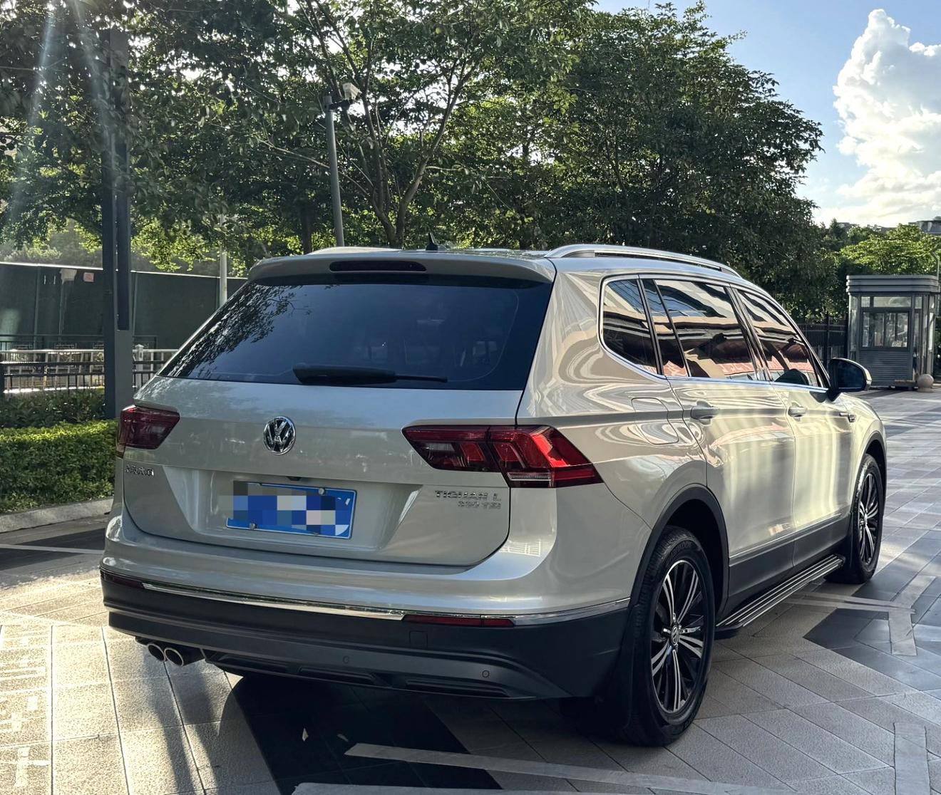 Volkswagen Tiguan 2020 thumb 4