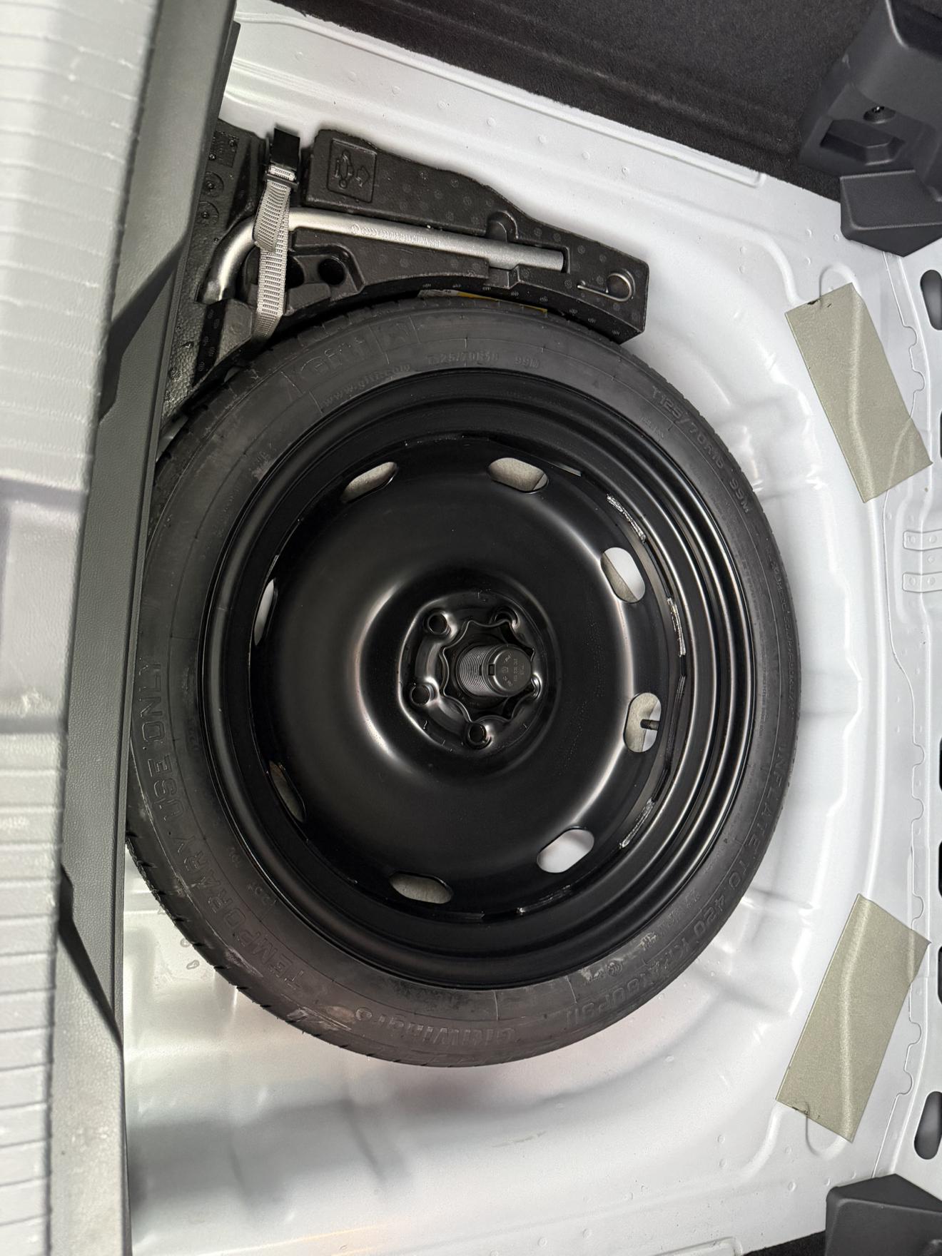 Volkswagen T-Roc 2023 thumb 10