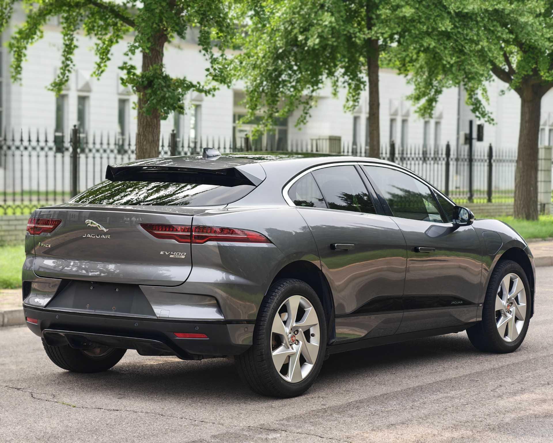 Jaguar I-Pace 2018 thumb 4