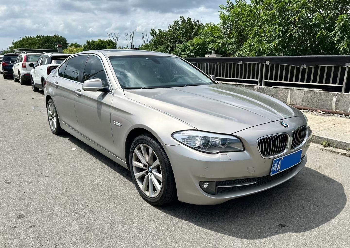 BMW 5 серии 2013 thumb 10