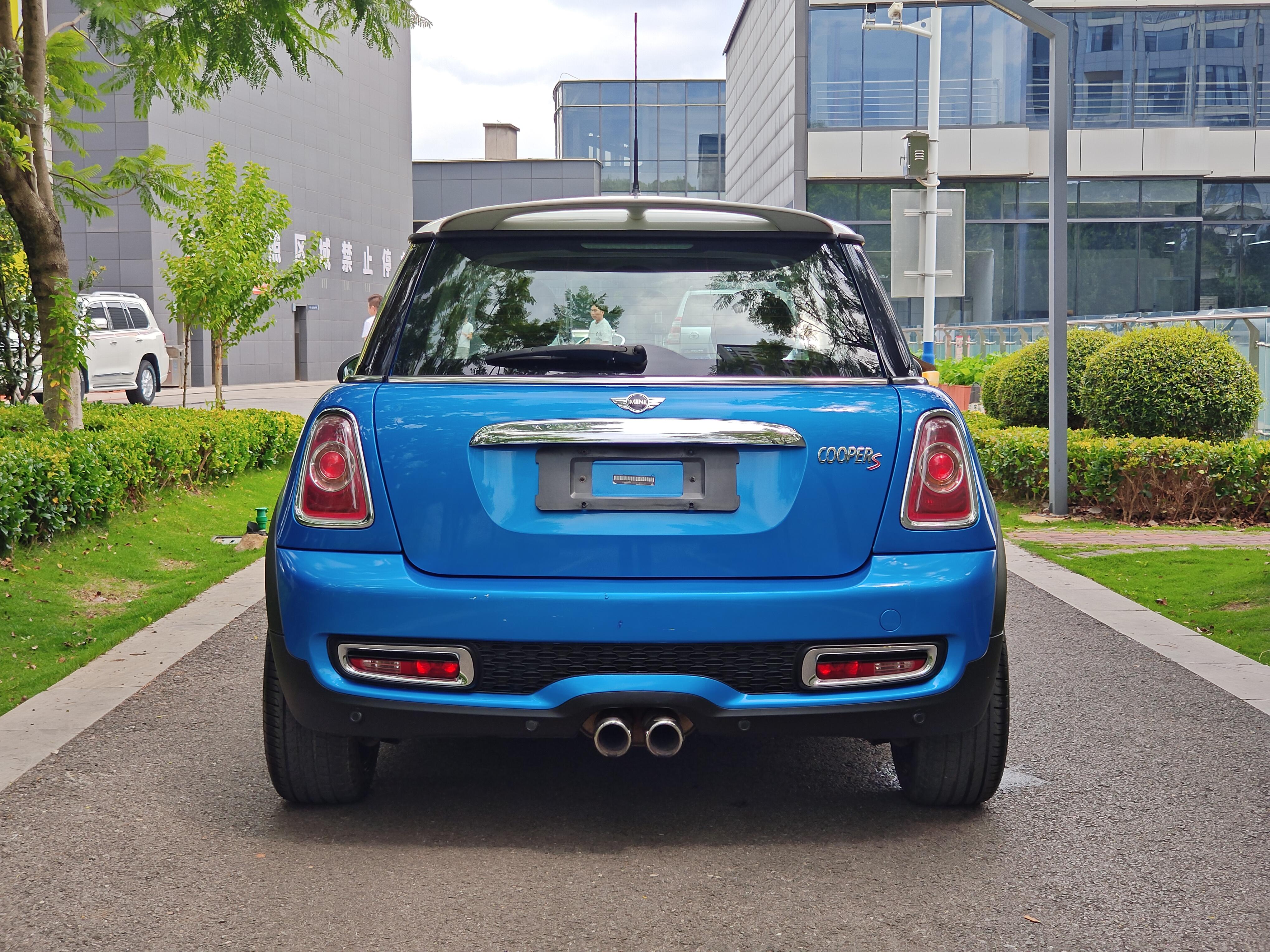 Mini Hatch 2012 thumb 3
