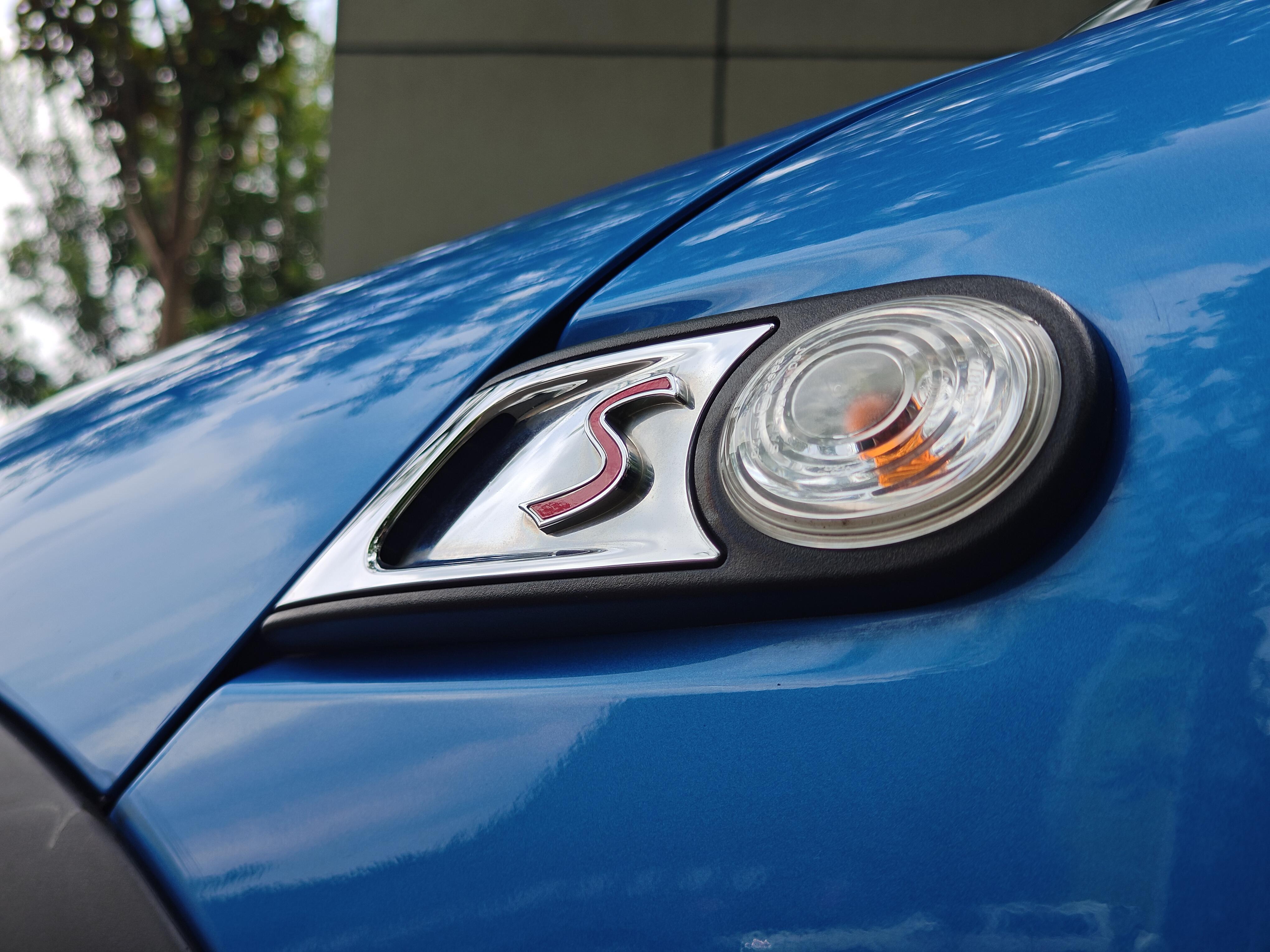 Mini Hatch 2012 thumb 8