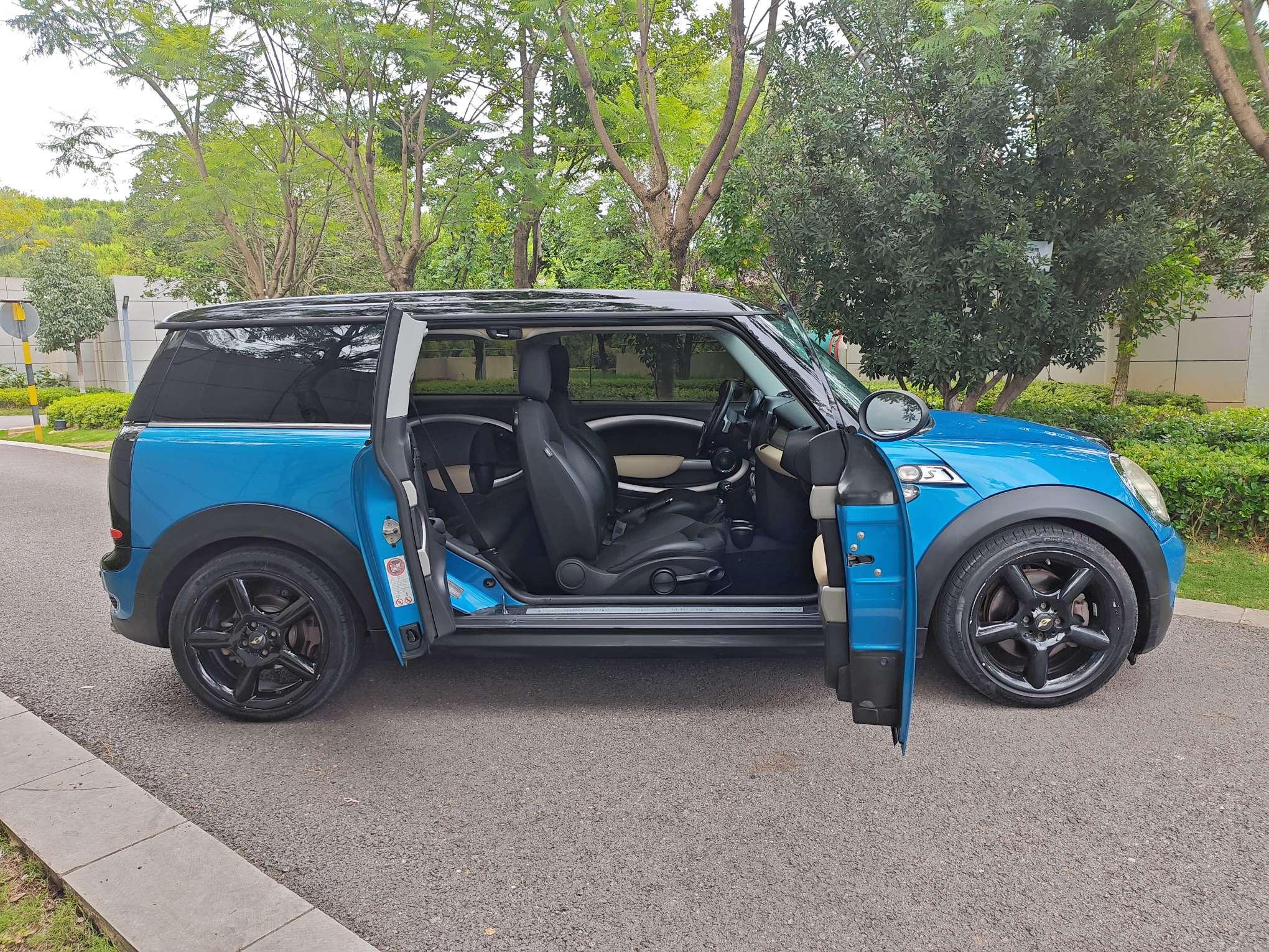 Mini Clubman 2011 thumb 5
