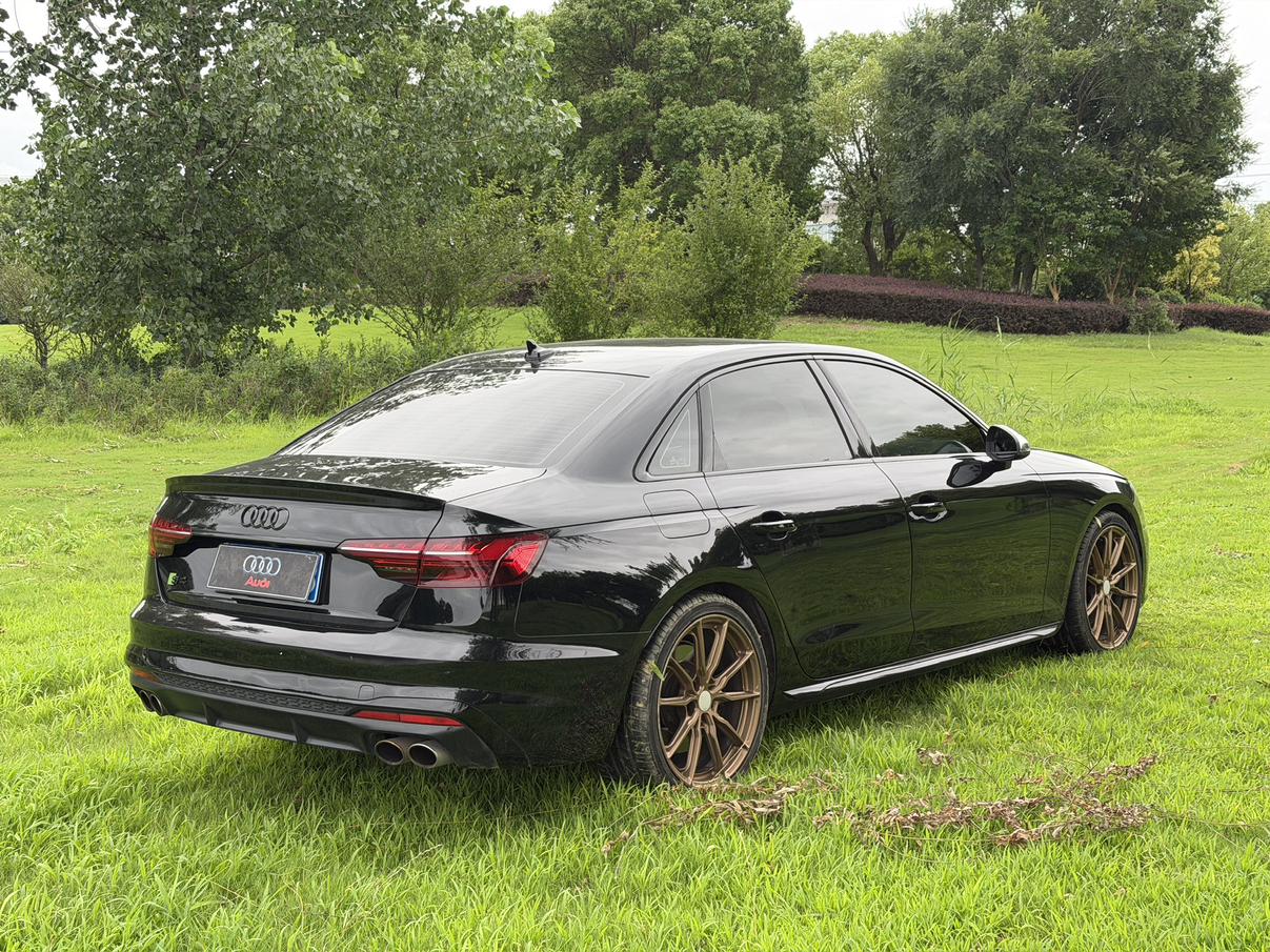 Audi S4 2021 thumb 4