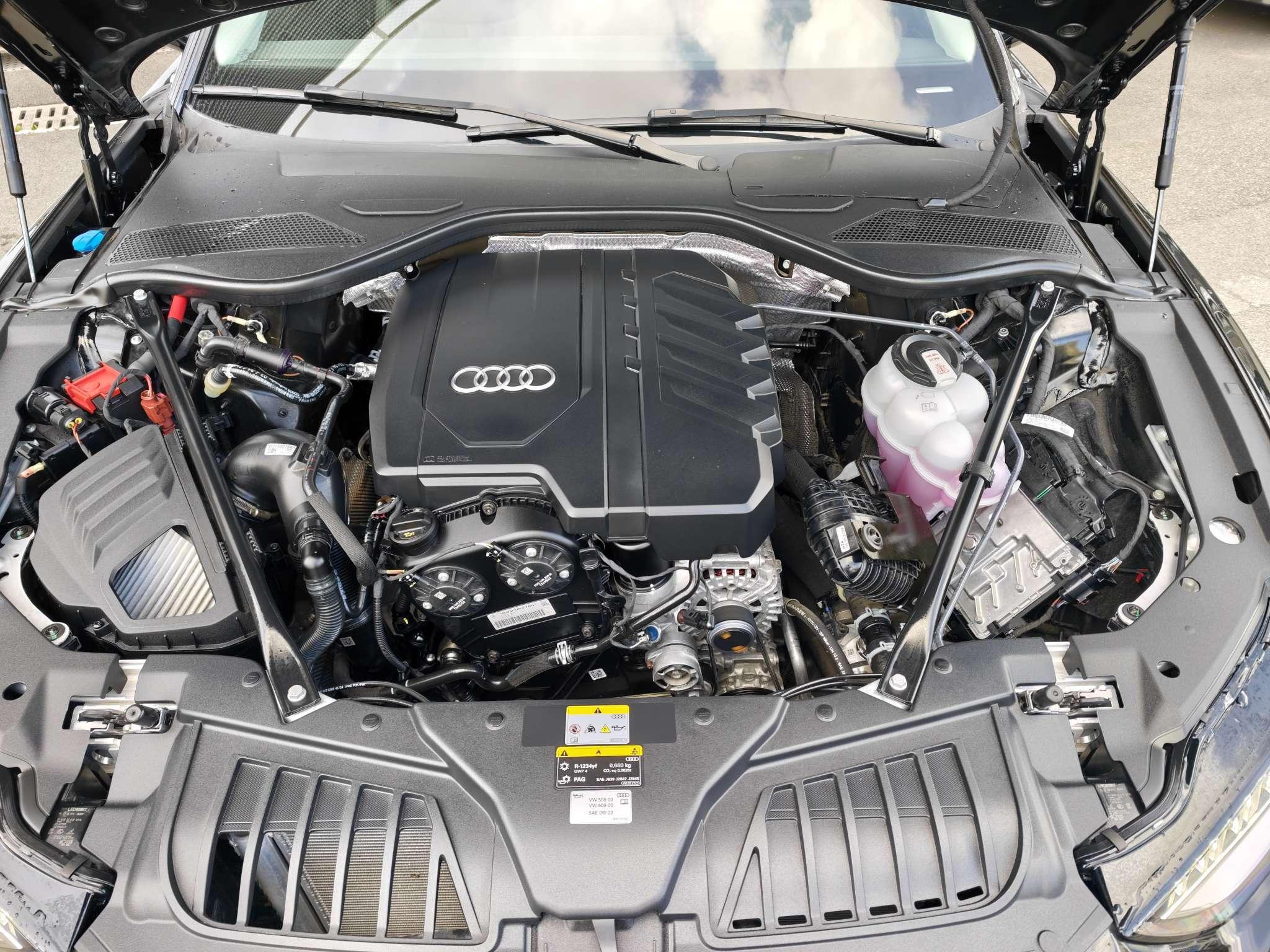 Audi A8 2025 thumb 3
