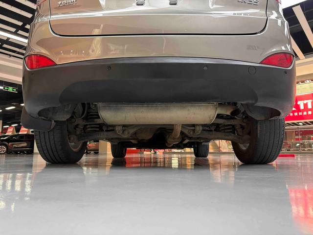 Hyundai ix35 2012 thumb 12