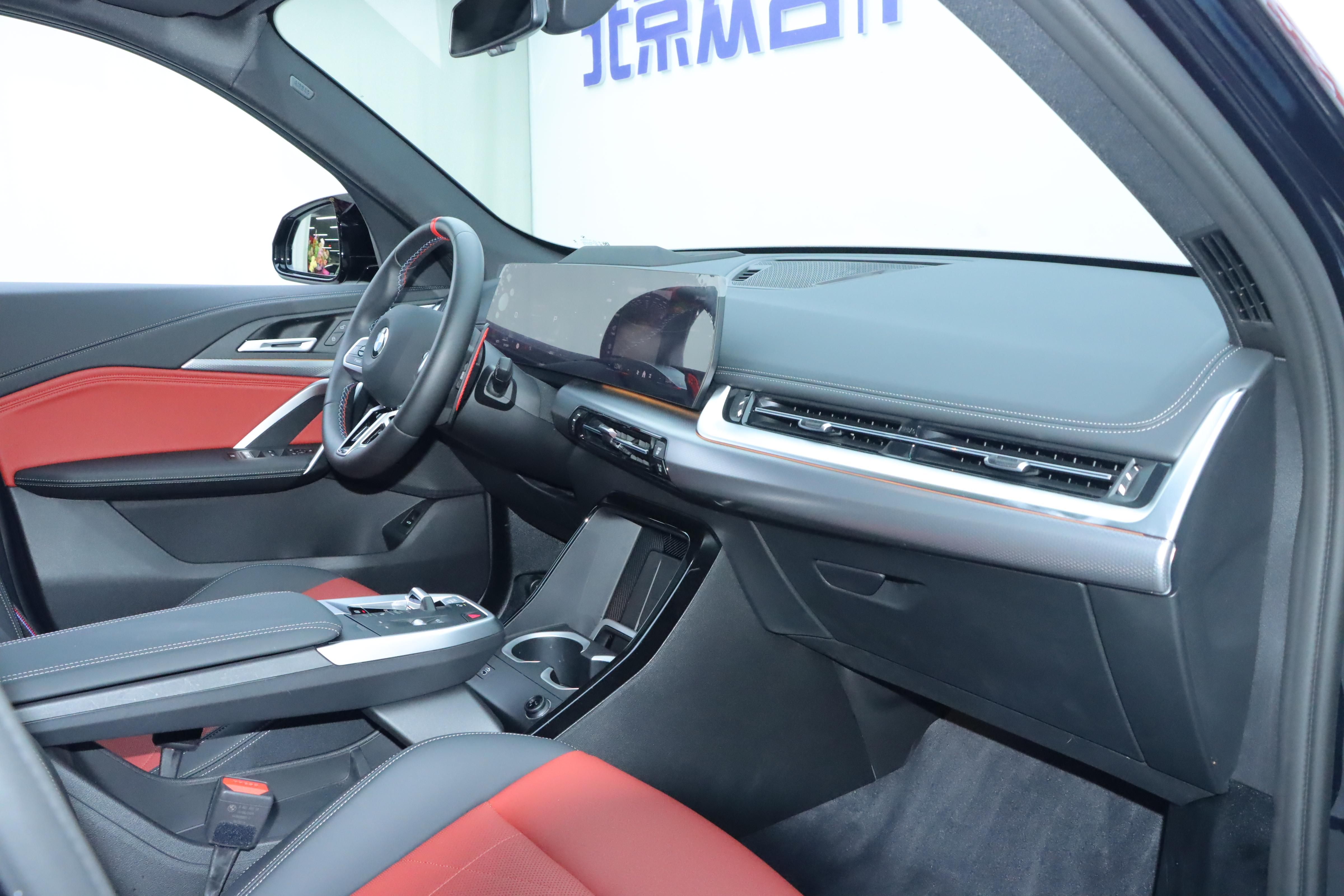 BMW X1 2024 thumb 11