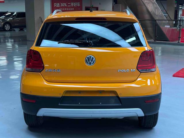 Volkswagen Polo 2012 thumb 4